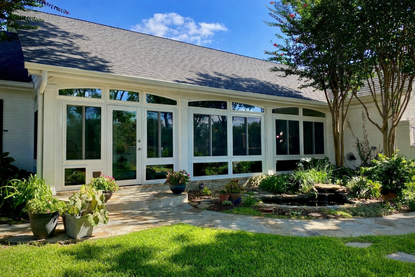 Patio-to-sunroom conversion in Salinas, CA